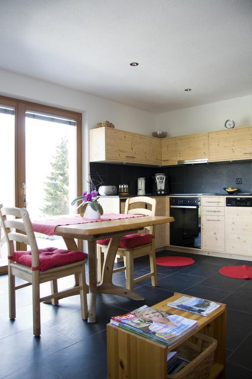 Ferienwohnung Caviezel Tschlin Ngoại thất bức ảnh