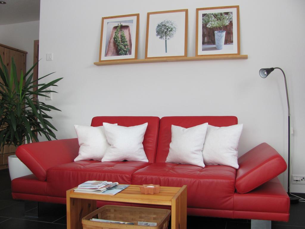 Ferienwohnung Caviezel Tschlin Ngoại thất bức ảnh